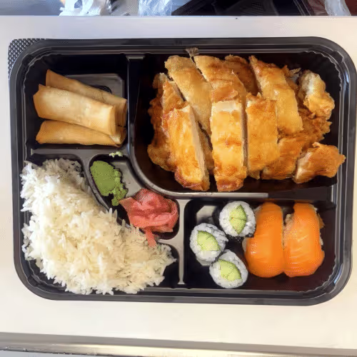 B1 Knuspriges Huhn Bento