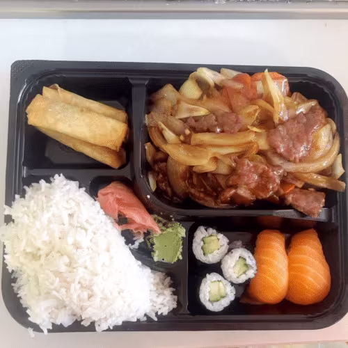 B3 Rindfleisch zwiebeln Bento