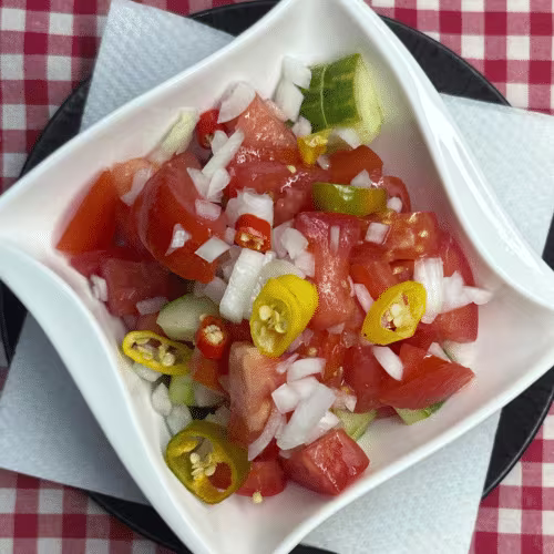 Serbischer Salat