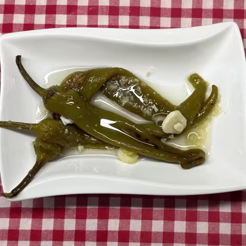 Gebratene Paprika in Öl (scharf)