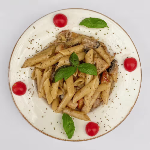 Penne ai Funghi con Pollo