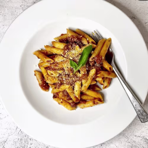 Penne Amatriciana (halal)