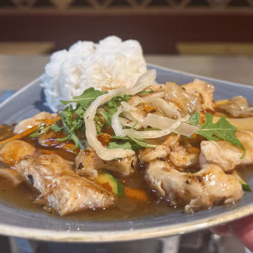 Hühnerfleisch Sichuan (pikant) - L