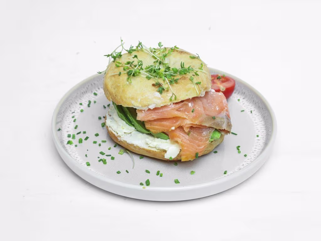 Classic Bagel mit Lachs