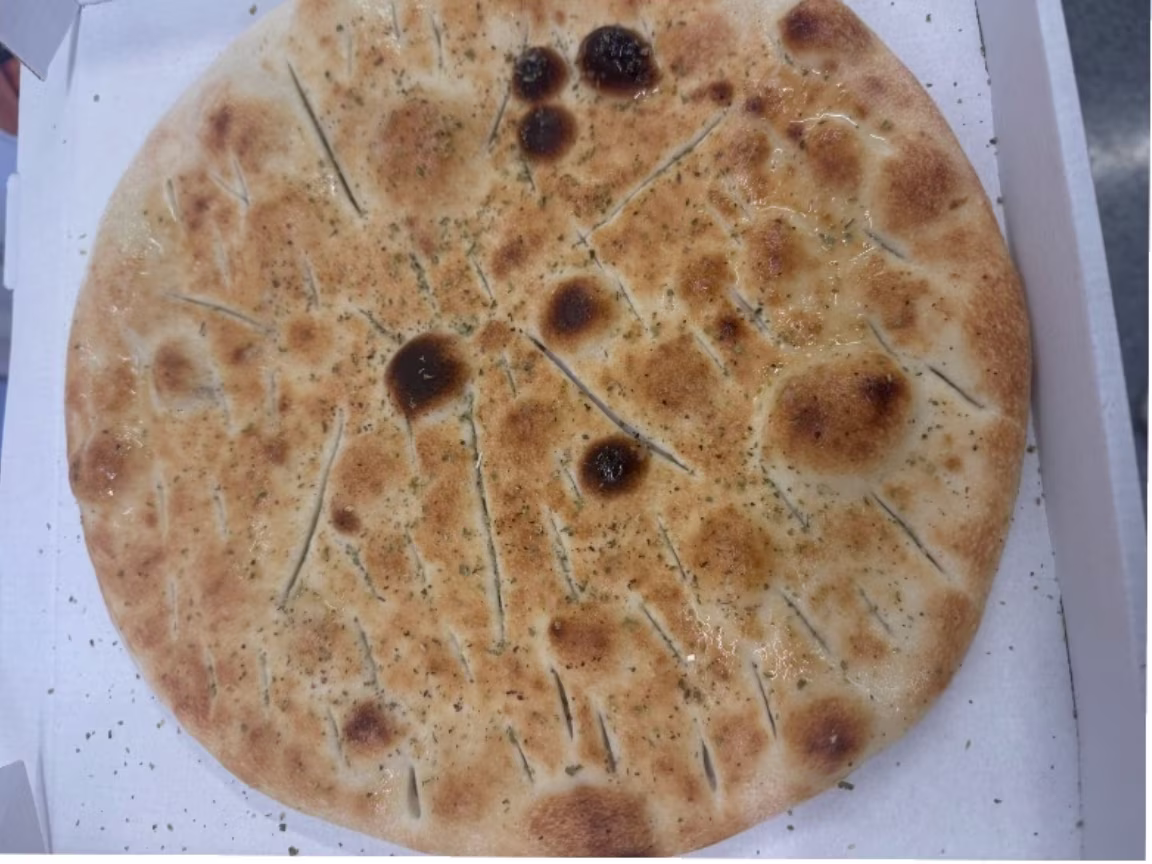 Focaccia Con Aglio