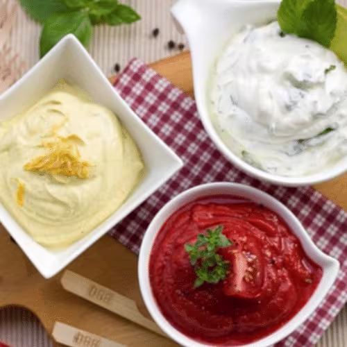 Omas hausgemachte Sauce (scharf)