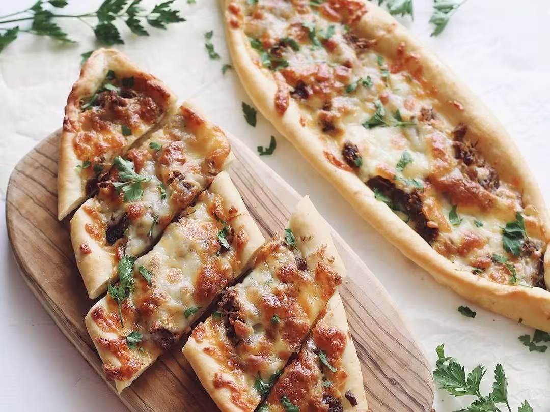 Käse Pide