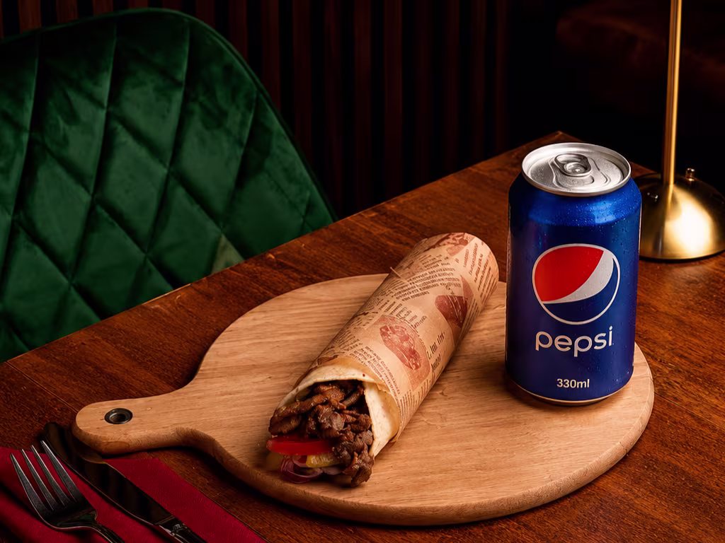 Menü 2: Hühner Dürüm + 0,33l Pepsi