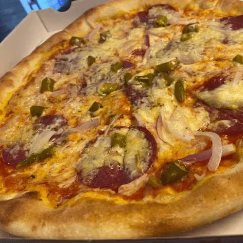 Pizza Toskana (scharf)