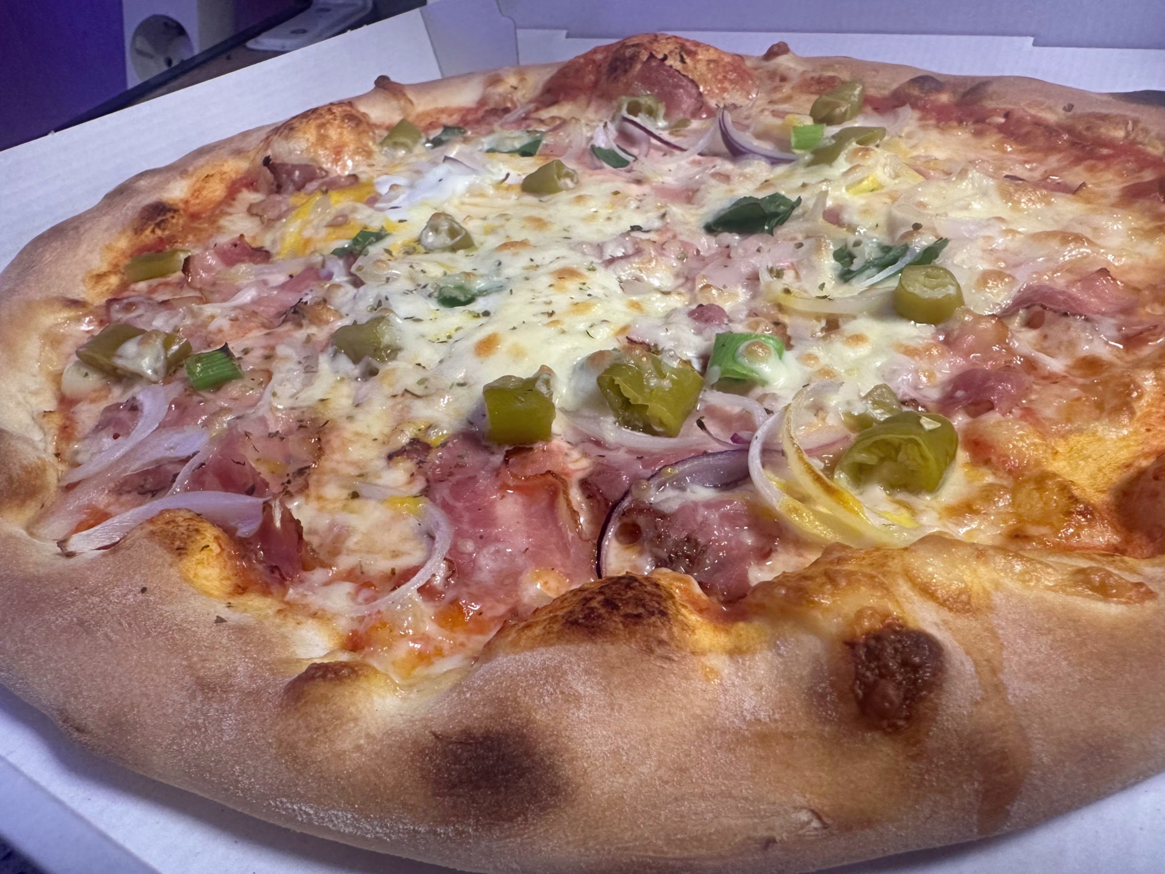Pizza Al Arrabiata (scharf)