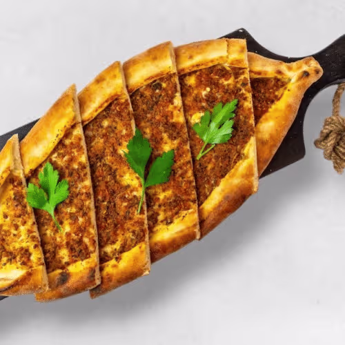 Pide mit Faschiertem
