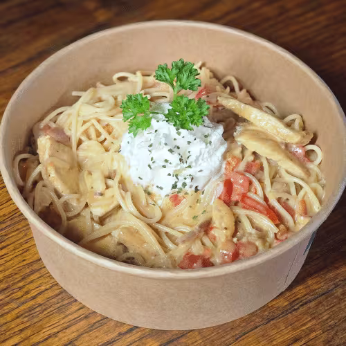Spaghetti mit Hühnerfiletstreifen (scharf)