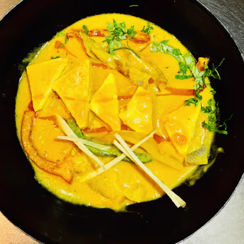 Paneer Mango Curry