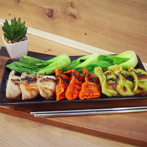 Kleine gemischte Gyoza Platte (9 Stück)