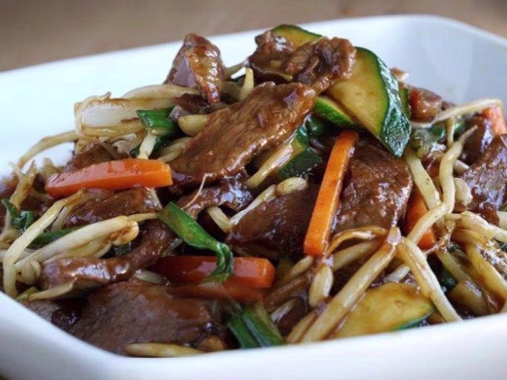 Rindfleisch Chop-Suey