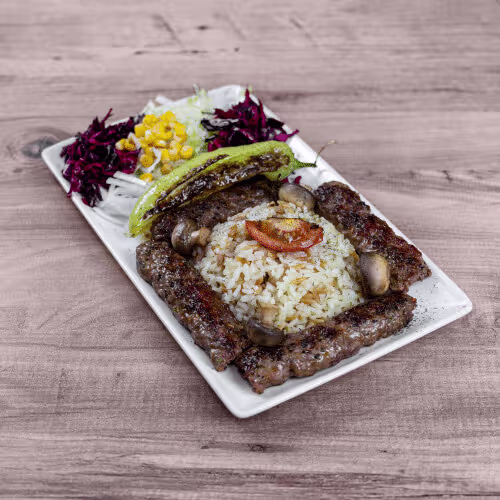 Adana Lammspieß Teller