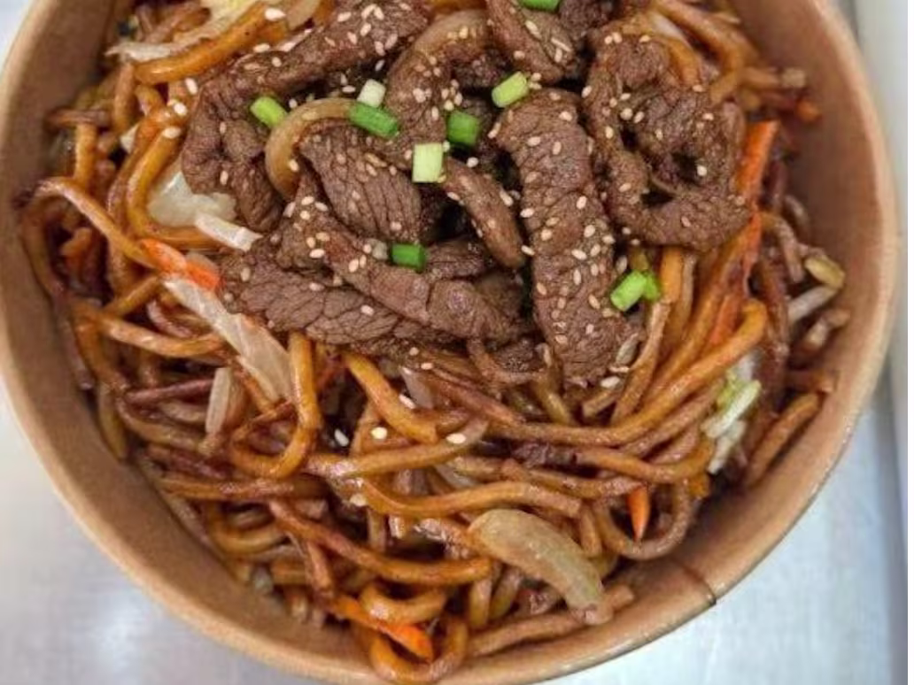 Gebratener Nudeln mit Bulgogi