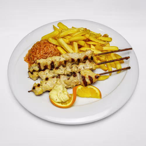 Gegrillter Hühnerfilet am Spieß