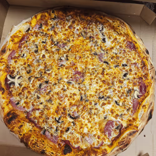 Familien-Pizza, Ø 50cm