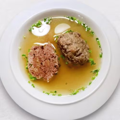 Leberknödelsuppe