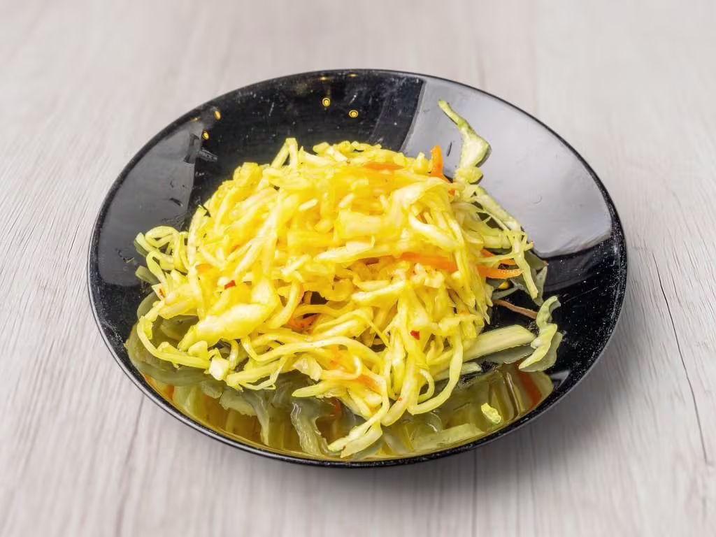 T3. Pikanter Kraut Salat