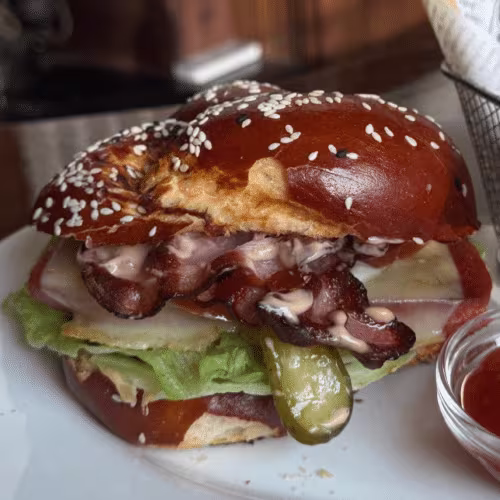 Leberkas-Burger