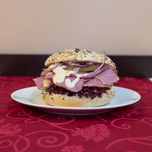 Pastrami-Bagel