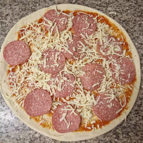 Putensalami Pizza