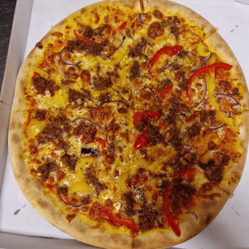 Pizza Bolognese