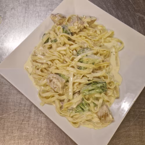 Pasta Polo e Brokkoli