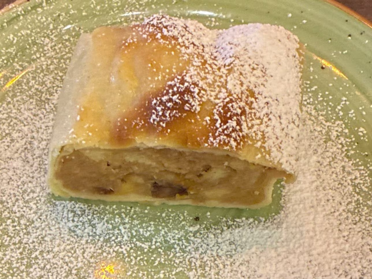 Apfelstrudel