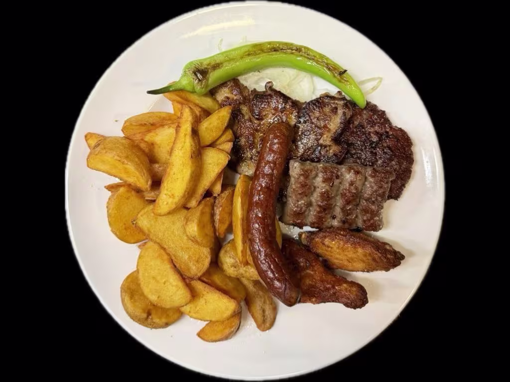 Gemischtes Grillfleisch mit Potato Wedges