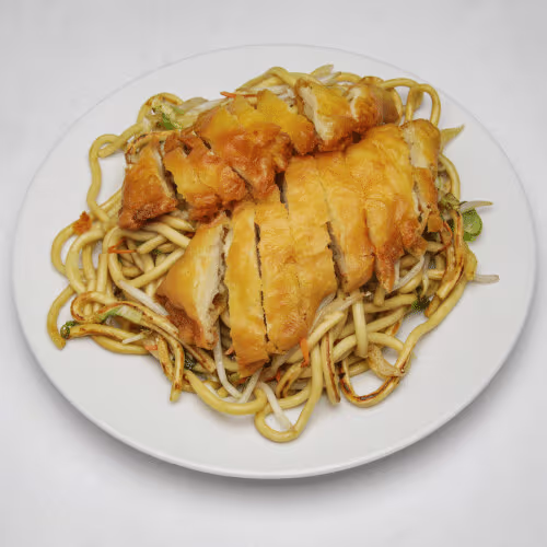 Nudeln mit knusprigem Chicken