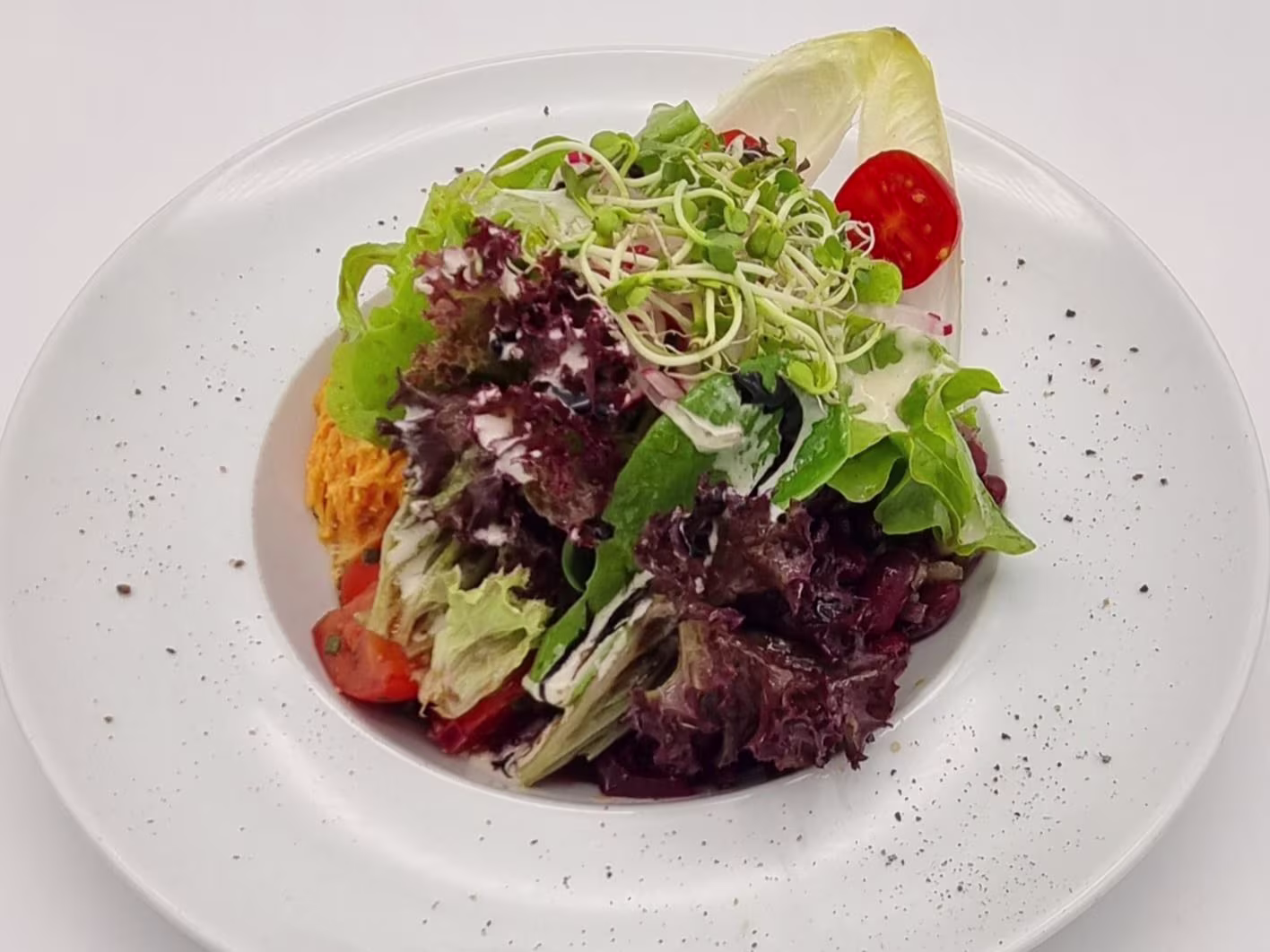 Gemischter Blattsalat Chili Putenstreifen
