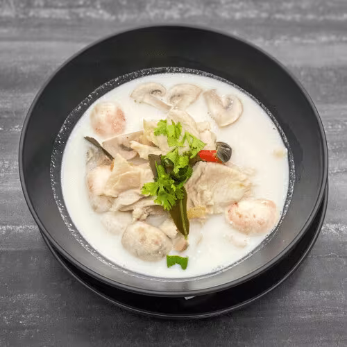 Tom Kha