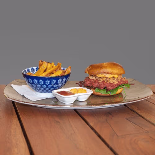 Beef Tartar Burger (Brioche vom Joseph Brot)