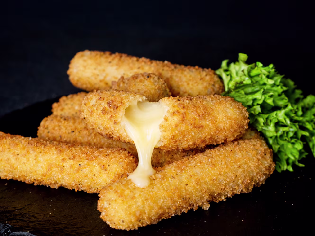Mozzarella Sticks (8 Stück)