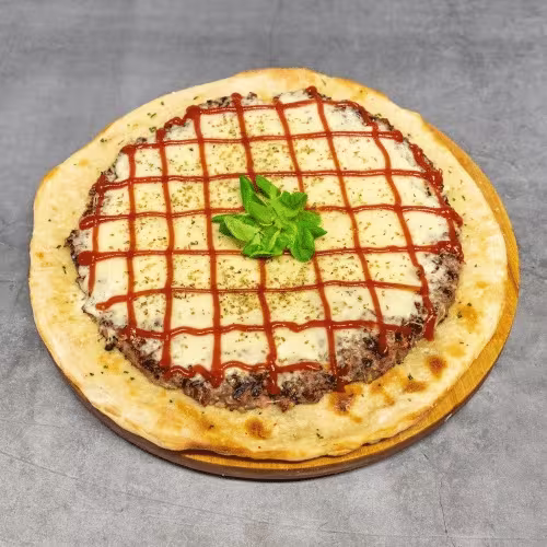 Pizza Pljeskavica (für 2 Personen, ca. Ø 40cm)
