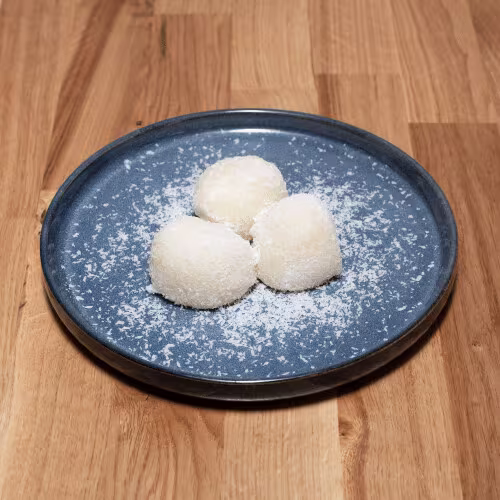 Reisteigknödel mit Vanillefüllung (3 Stück)