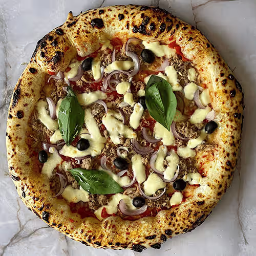 Pizza Tonno