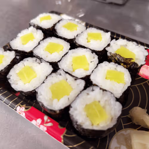 Oshinko Maki (vegetarisch, 12 Stück)