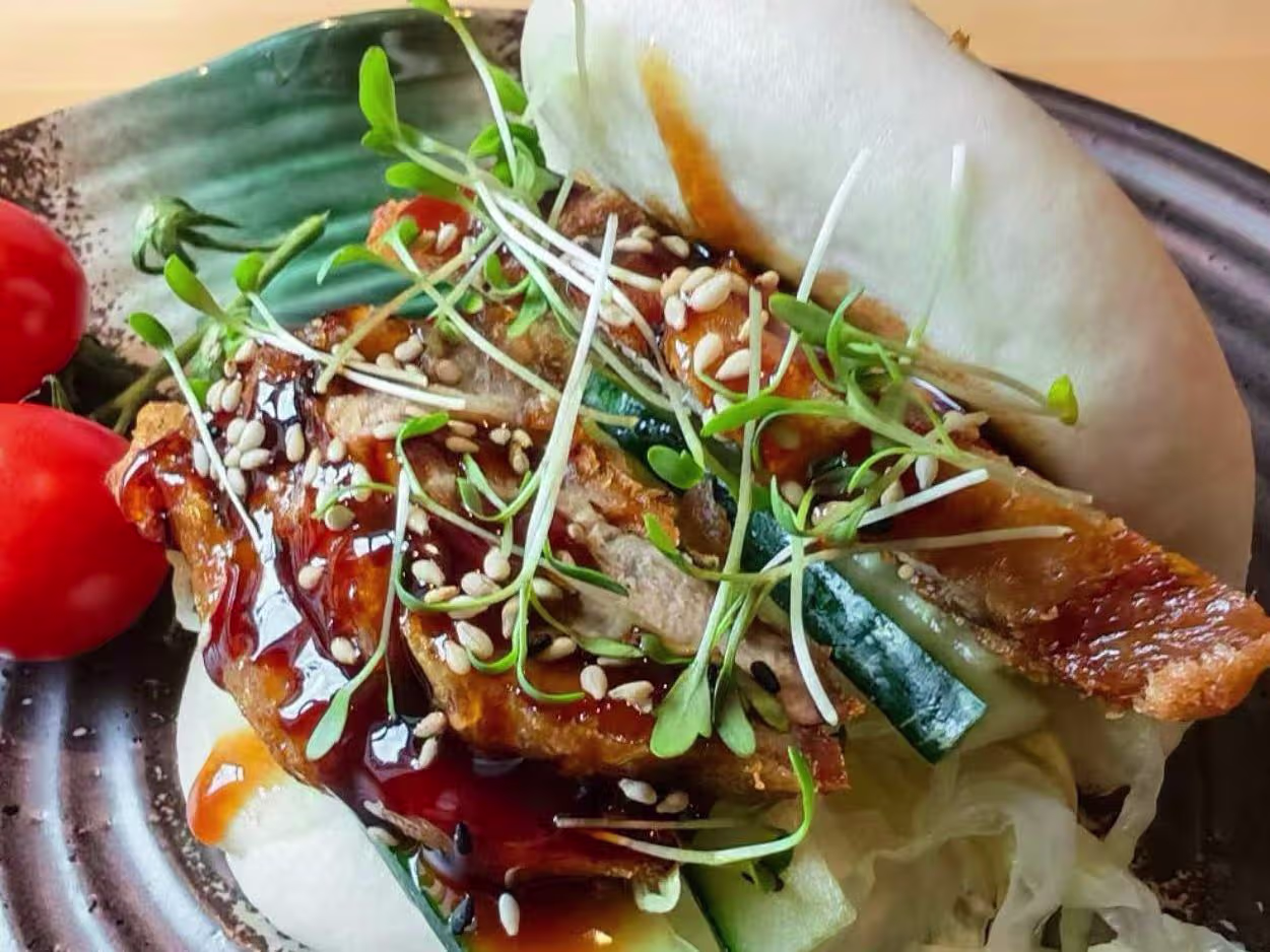 Crispy Duck Bao