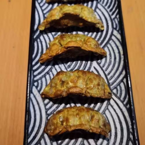 Gemüse Teigtasche (4 Stück)