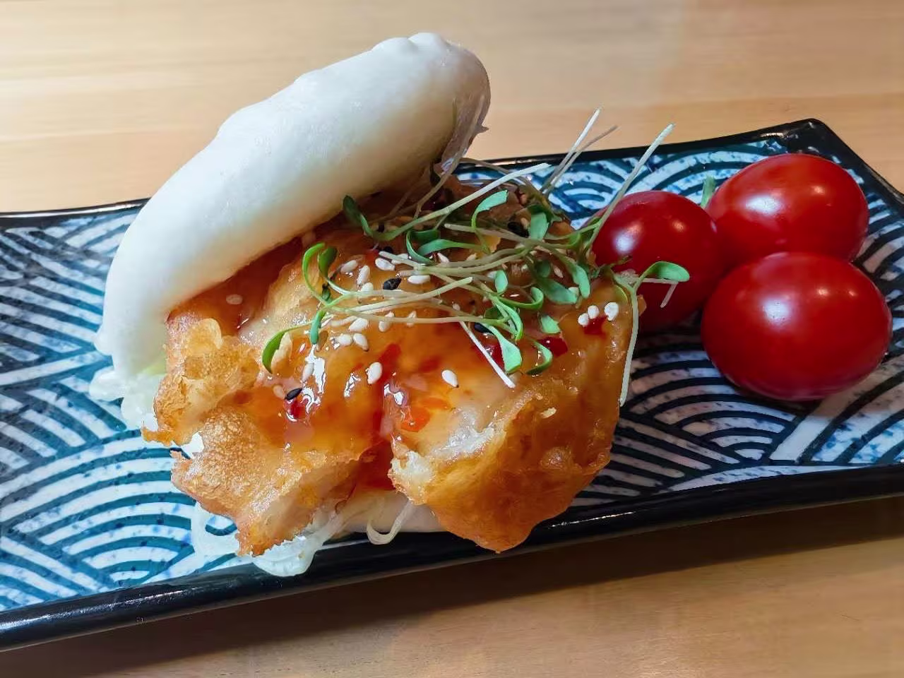 Crispy chicken Bao