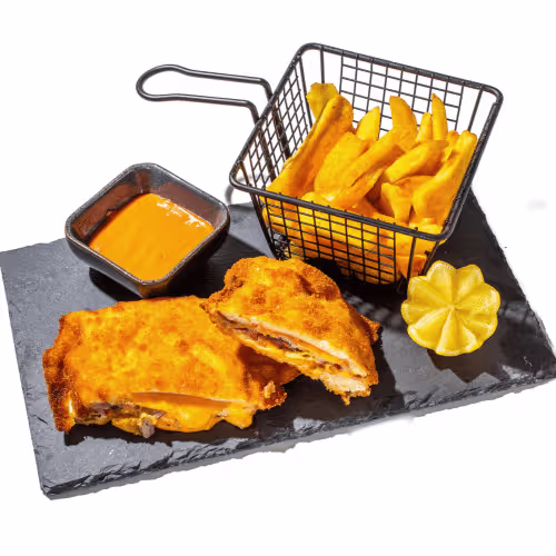 XL Cordon Bleu mit Cheddar-Käse Menü