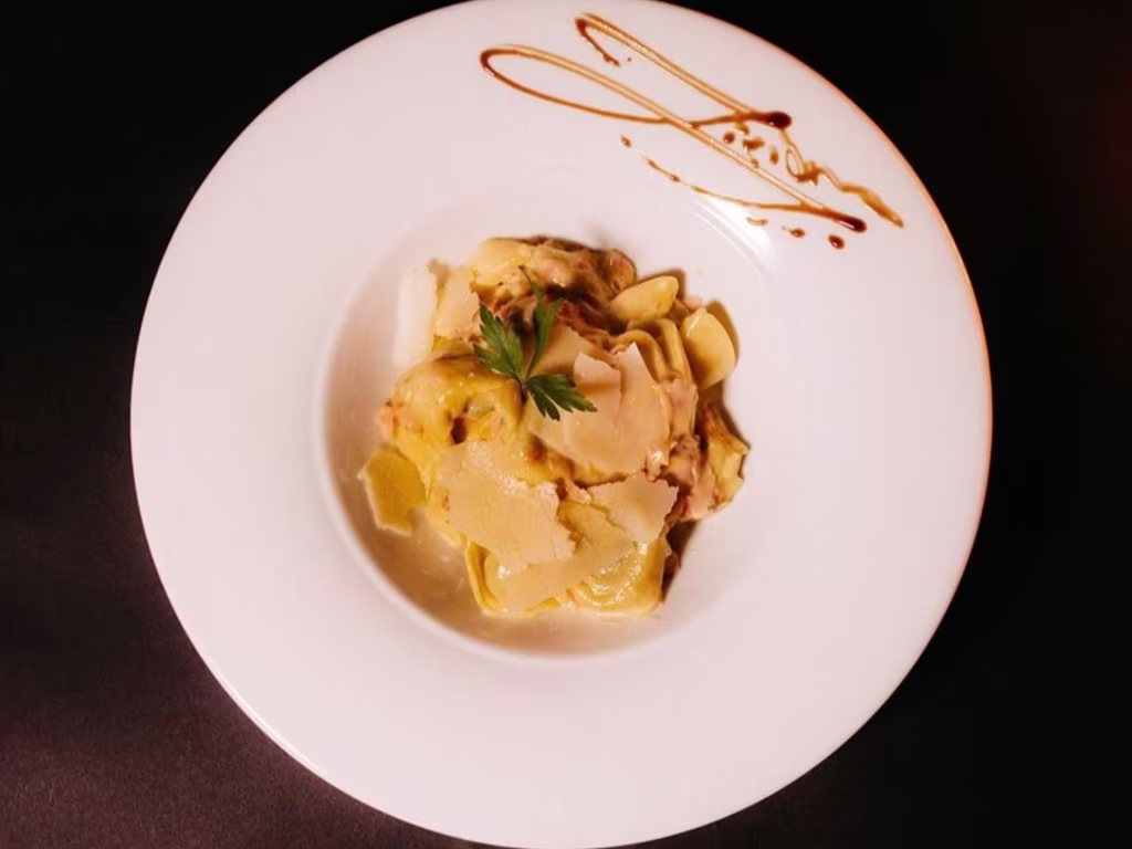 Tortellini al Parmigiano e Panna