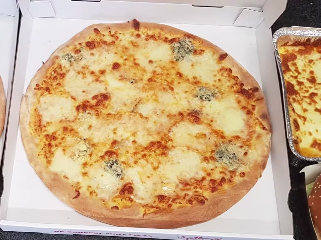 Pizza Quattro Formaggio