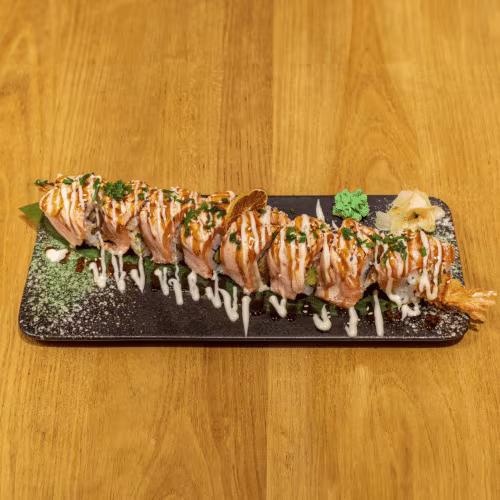 Crazy Salmon Roll (8 Stück)