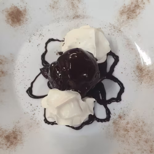 Profiteroles (2 Stück)