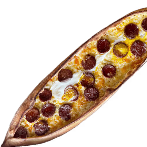 Pide mit Sucuk & Ei